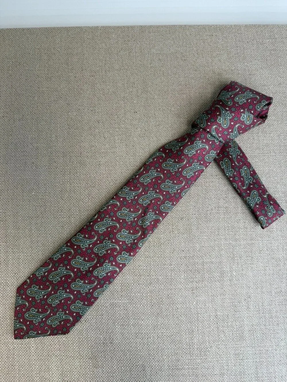 Vintage Bill Blass Tie Men Silk Paisley 53.5x3 Classic Holiday Work Party Nw